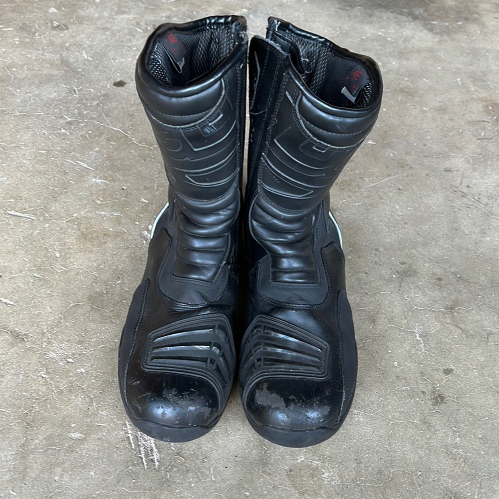Motorcycle boots